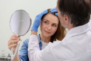 Consulta de avaliação da saúde do cabelo